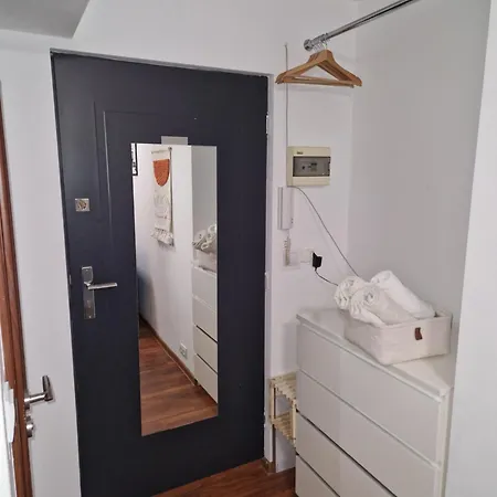 דירה Trzech Krzyzy Konopnickiej 3 *